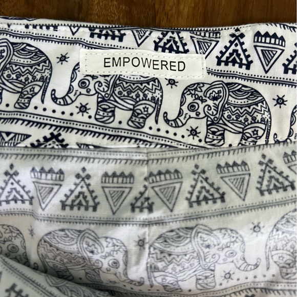 Golftini Women's 6 GOLF  skort navy & white elephants cotton blend BX21 - Picture 7 of 10